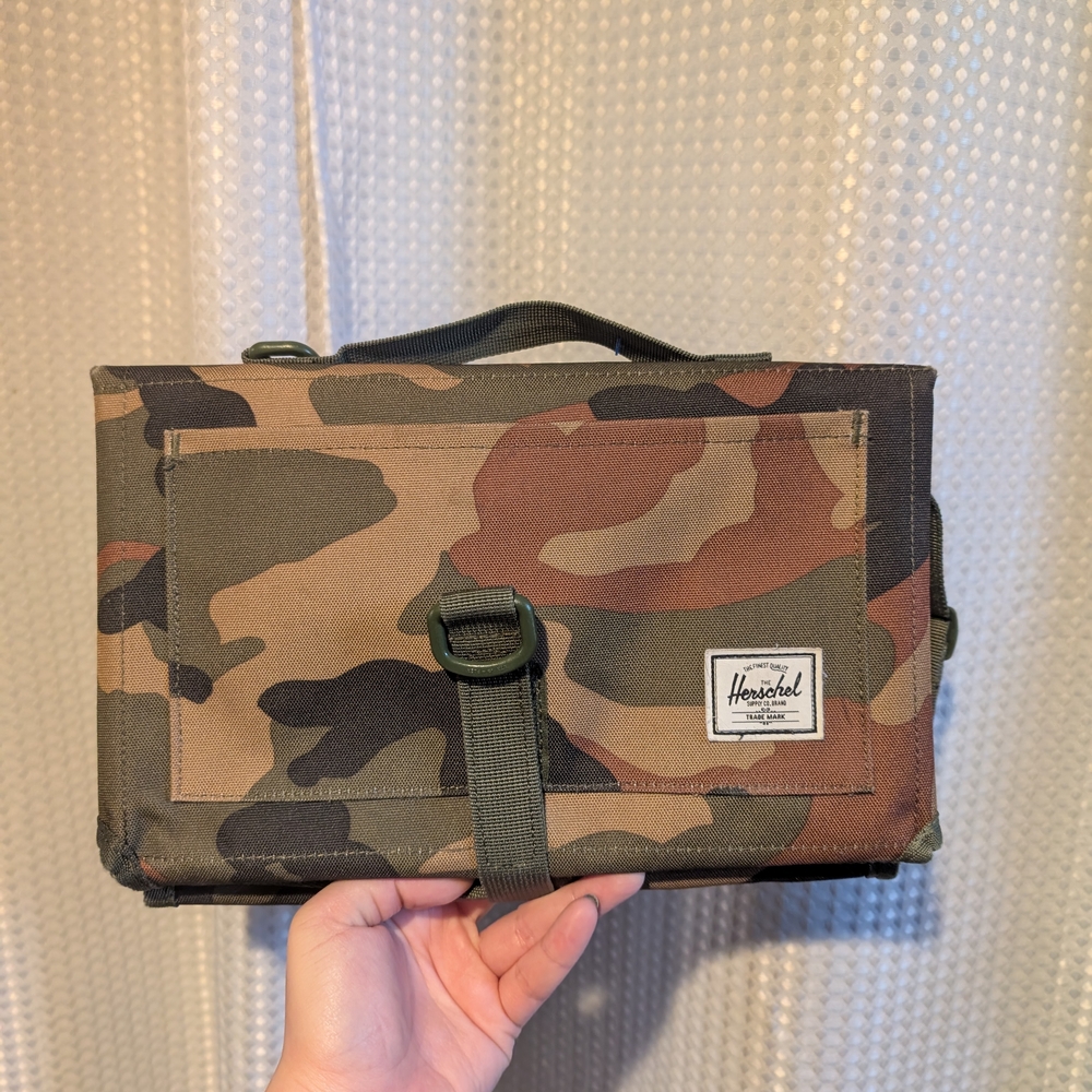 Herschel Supply Company Camo Sprout Changing Mat